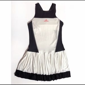 Adidas tennis dress • Stella McCartney